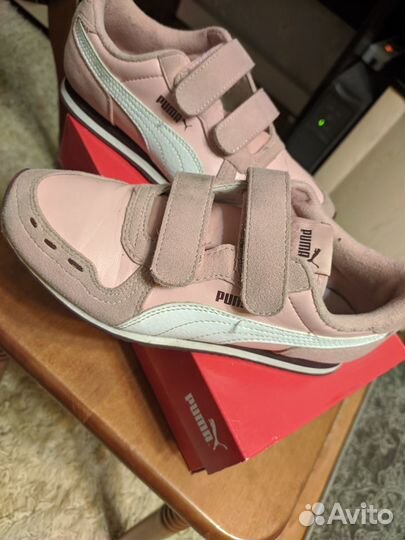 Кроссовки на девочку Puma, размер 34