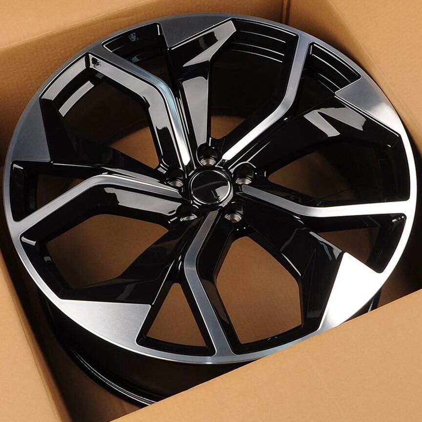 Диски на Audi Q7 iWheel IVF-3059 9.5x22/5x112 D66.45 ET30 BM литой