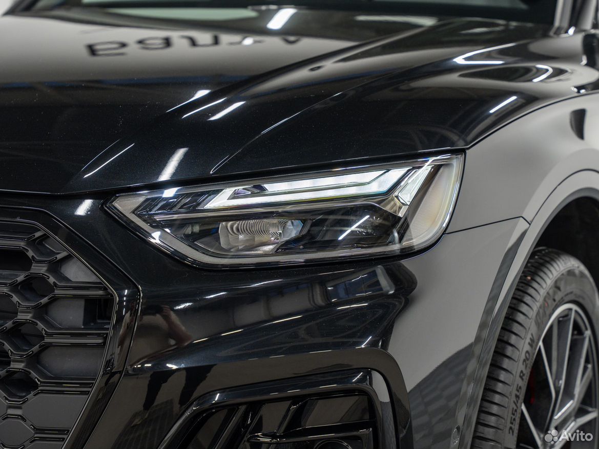 Audi Q5L 2.0 AMT, 2025