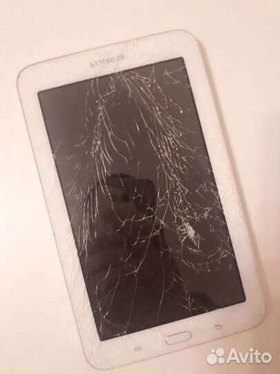 Планшет Samsung Galaxy Tab 3 Lite 7.0 SM-T110 8Gb