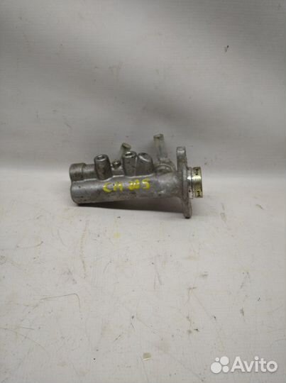 Главный тормозной цилиндр Nissan Vanette KMC22