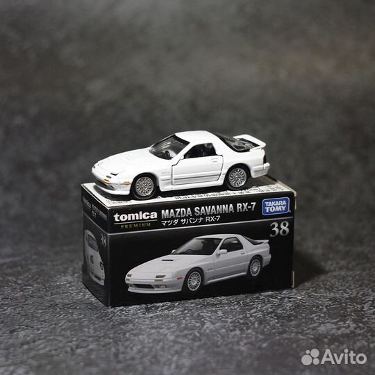 Модели Tomica 1:64