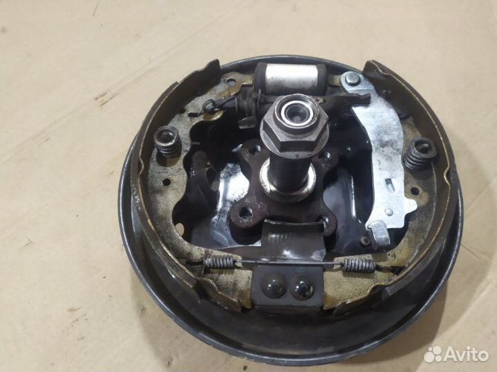 Ступица задняя левая Nissan Almera G15 K4M 2013