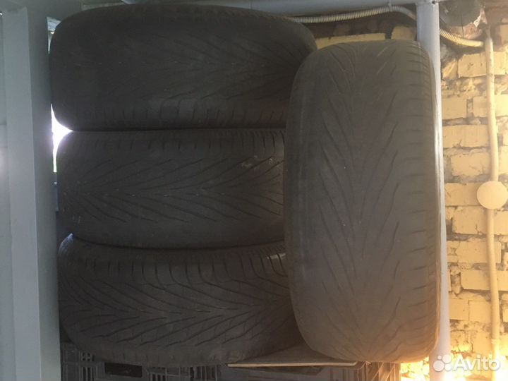 Goodyear Wrangler F1 WRL-2 2.25/60 R17