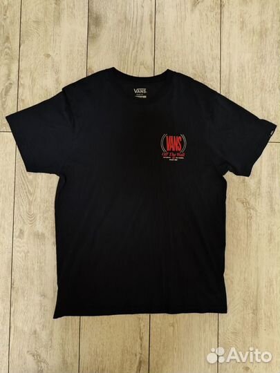 Футболка Vans