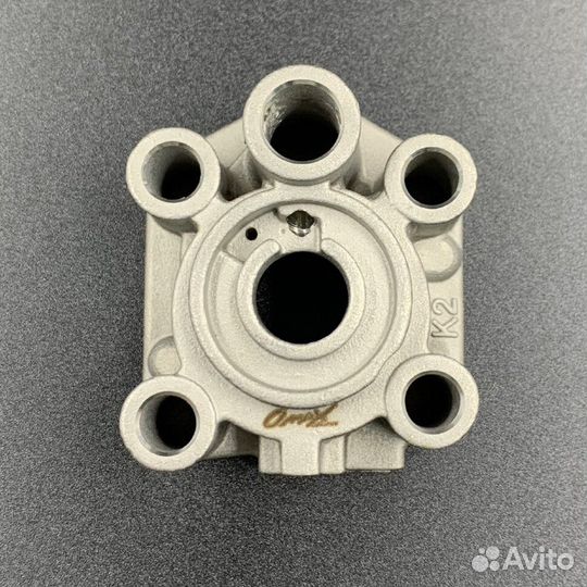 Корпус помпы охлаждения Suzuki DT9.9-15, DF9.9-15