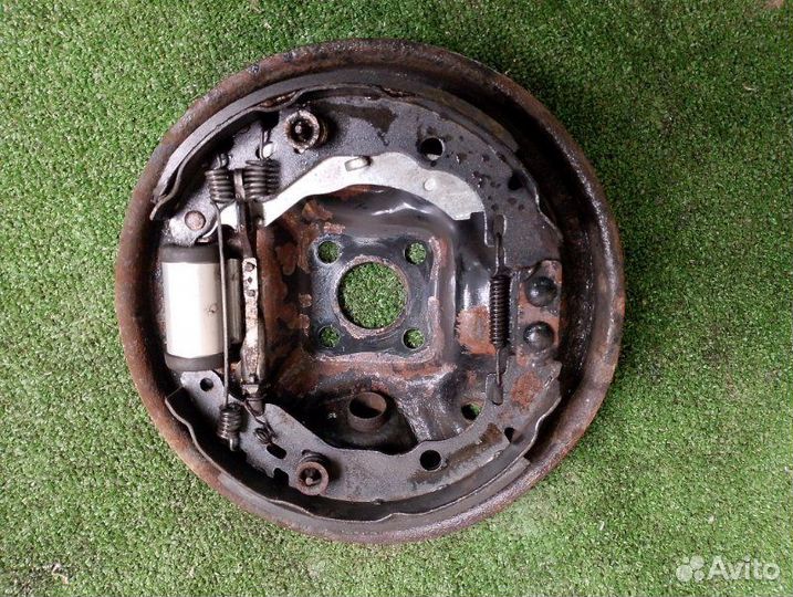 Барабан тормозной задний левый Renault Logan 1.6