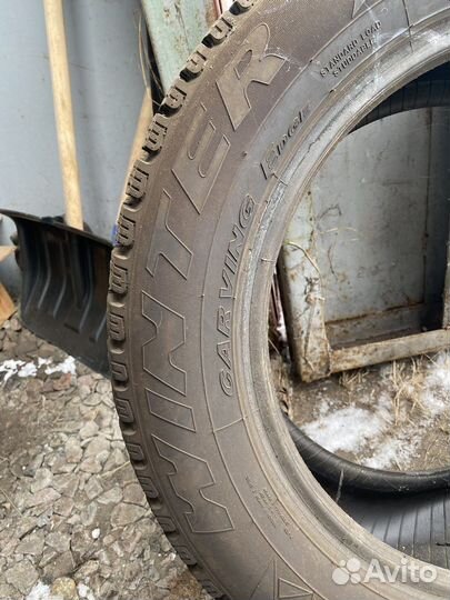 Pirelli Winter Carving Edge 235/55 R17