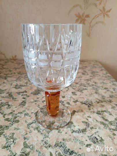 Хрустальные бокалы