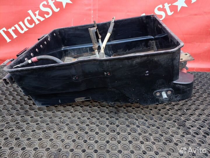 Ящик АКБ Daf XF106