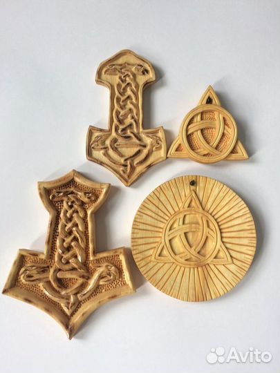 Обережные фигурки из дерева