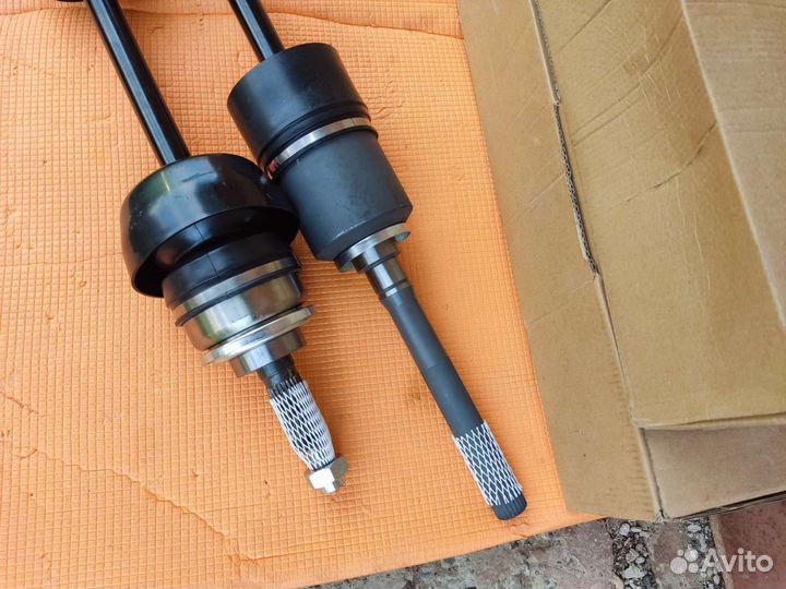 Привод в сборе Нива 2121-2123 Новый