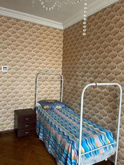 Комната 18 м² в 3-к., 4/7 эт.