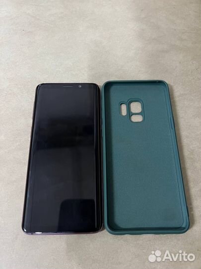 Samsung Galaxy S9, 4/64 ГБ