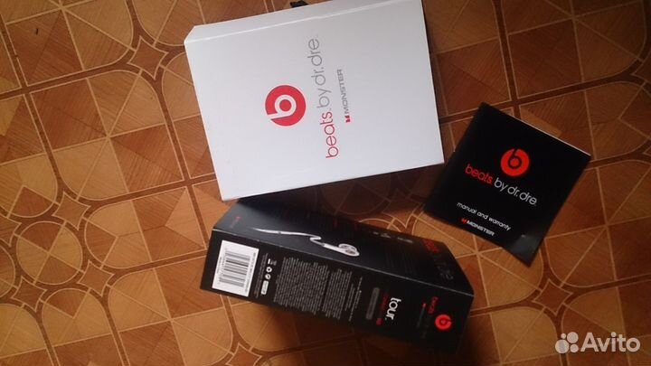 Коробки от оригинальных наушников beats(Бол. и мал