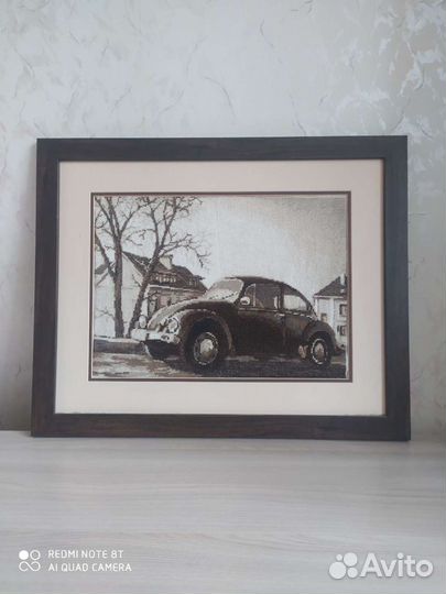 Продам картину вышитую крестом