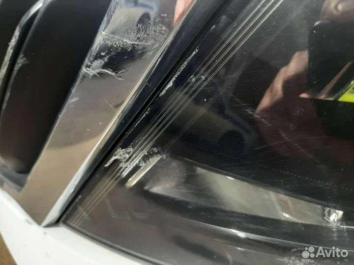 Решетка радиатора с хромовой вставкой