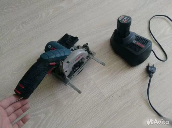 Bosch дисковая пила,шуруповерт 4акб 12v, заряднoe