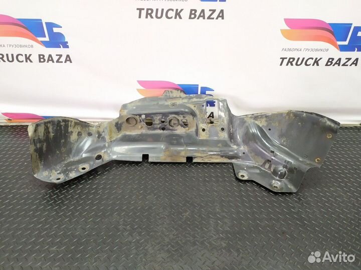 2256885 Брызговик крыла переднего левого