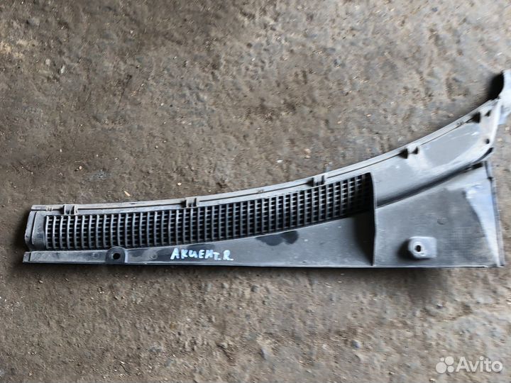 Hyundai accent Жабо