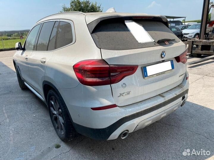 В разборе BMW X3 G01