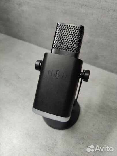Студийный микрофон Fifine