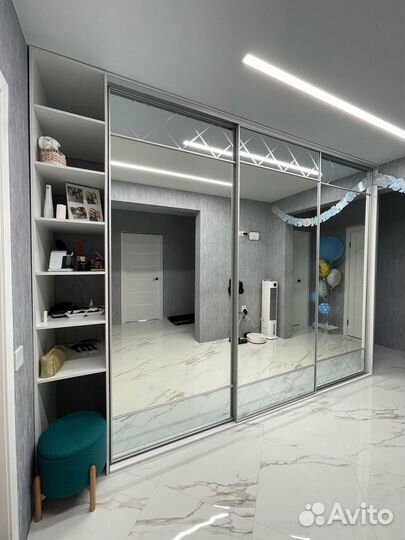 Шкаф купе современный