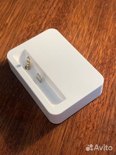 Док-станция iPhone 5/5s/SE