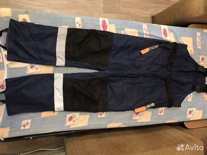 Спецодежда. Куртки, полукомбенизоны, рубашки