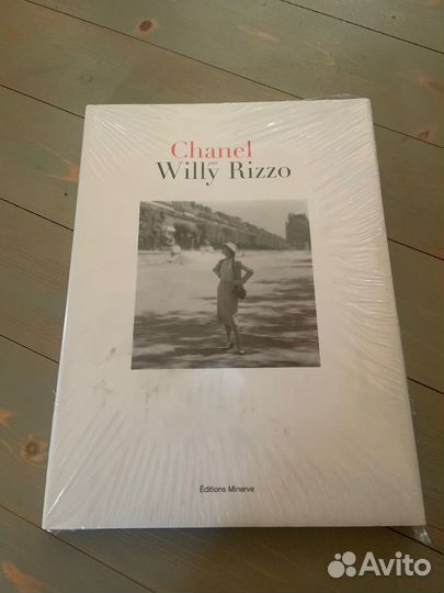 Книга Willy Rizzo chanel