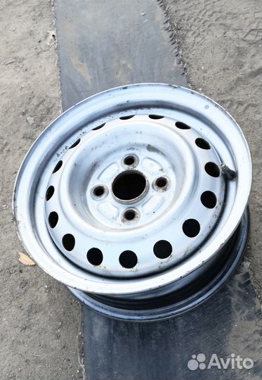 Диск штампованый с Toyota