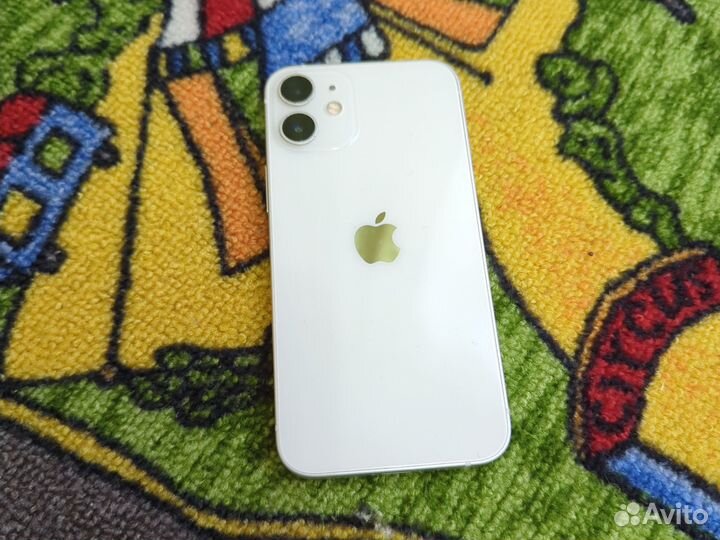 iPhone 12 mini, 64 ГБ