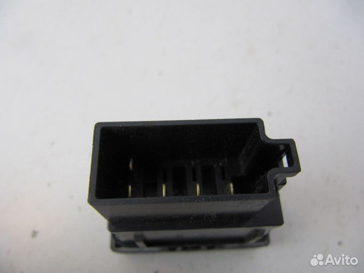 Кнопка переключения MAN TGX