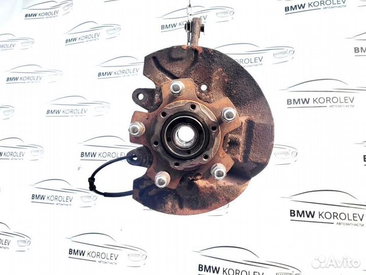 Кулак поворотный передний левый Suzuki Jimny