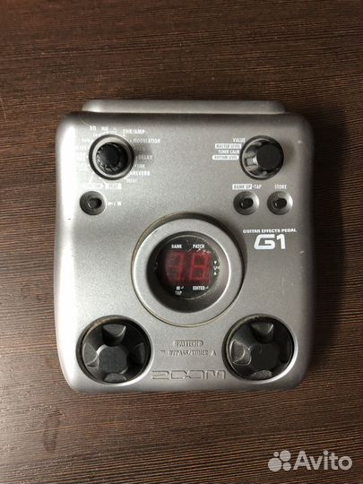 Гитарный процессор zoom