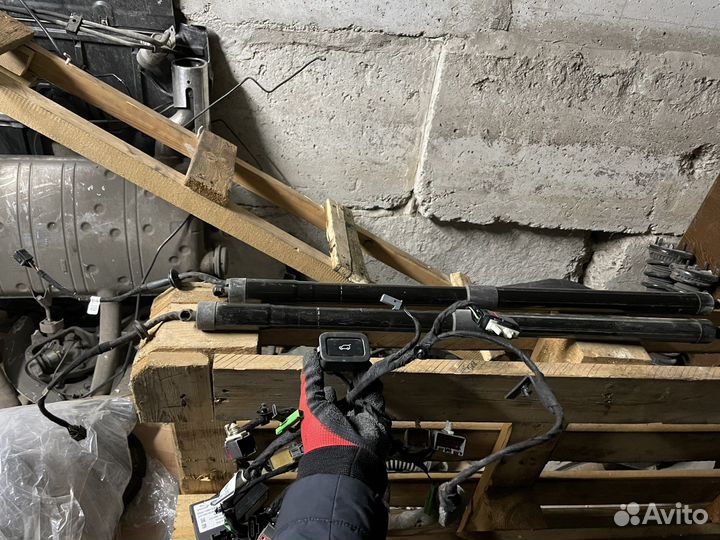 Привод эл багажника ленд ровер спорт