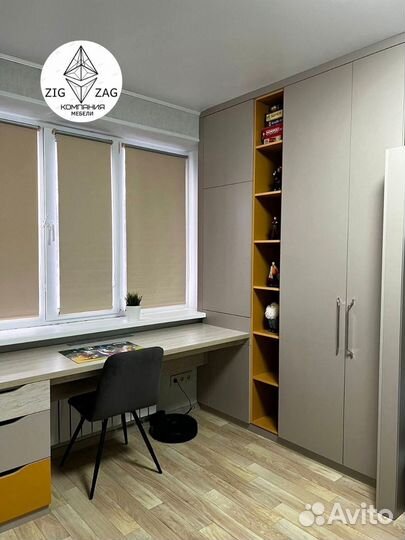 Шкаф с рабочим столом