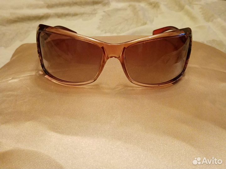 Солнцезащитные очки женские