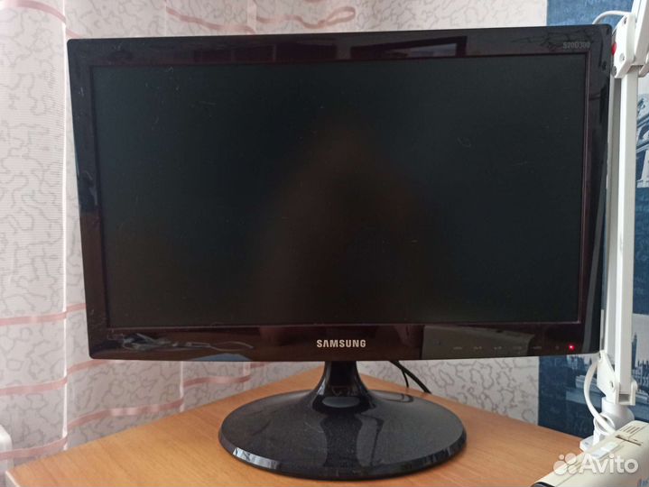 Монитор Samsung