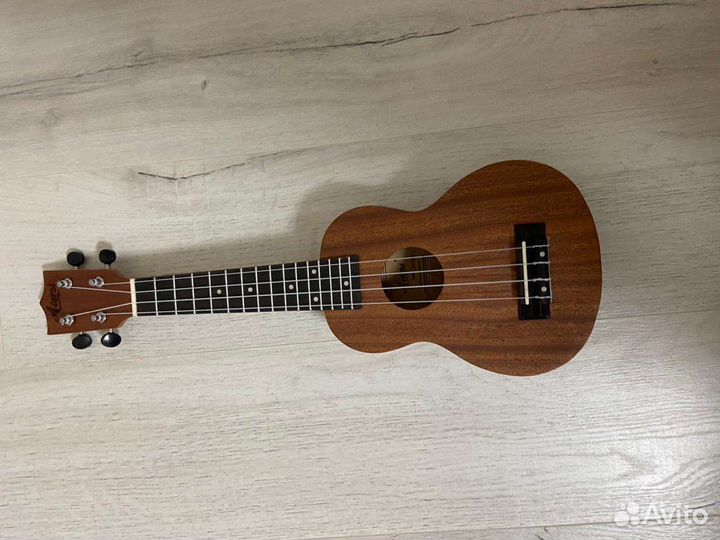 Укулеле aiersi