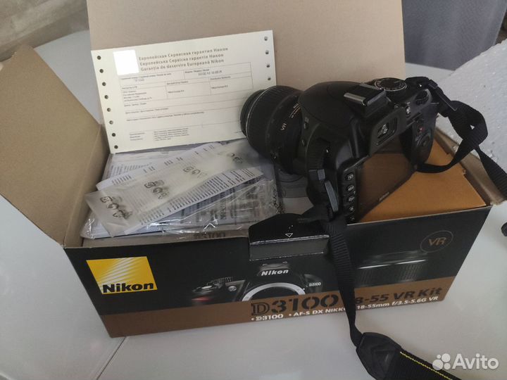 Зеркальный фотоаппарат Nikon d3100