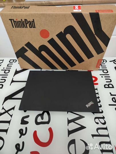 Ноутбук Lenovo ThinkPad T15 Gen 2