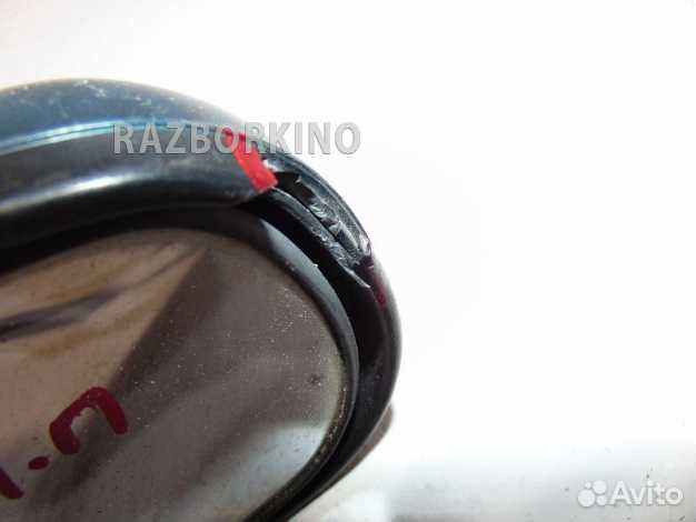 Зеркало правое Ниссан