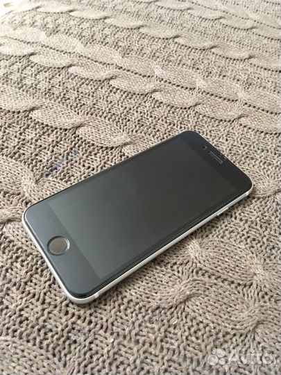 iPhone SE (2020), 128 ГБ