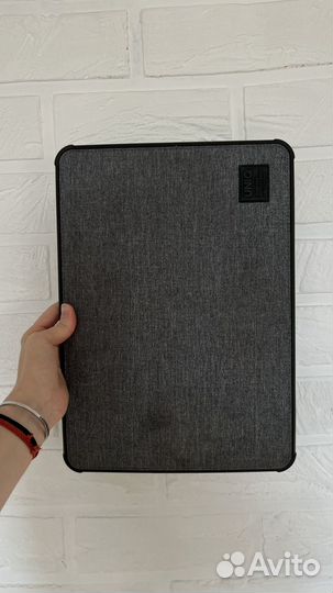Uniq Dfender чехол для macbook 13''