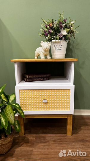 Тумба прикроватная массив сосны