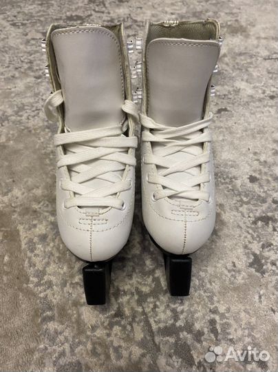 Коньки фигурные детские 29 размер