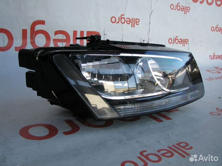 Фара передняя правая Audi Q5 2008-2012