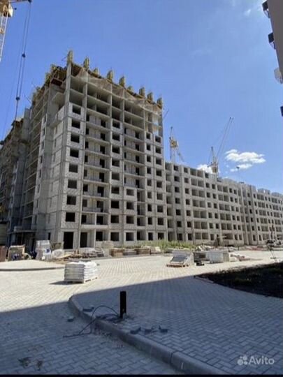 2-к. квартира, 56 м², 8/15 эт.