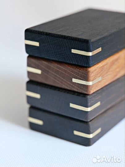 Подставка для телефона из дуба